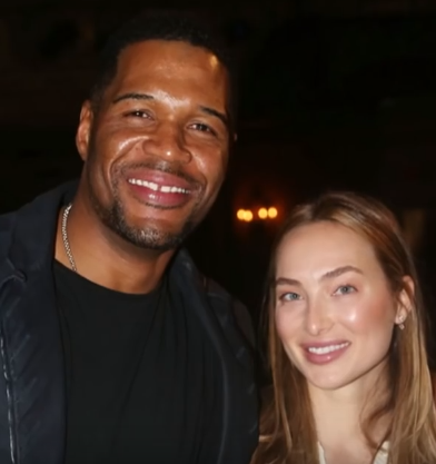 Michael Strahan with his girlfriend Kayla Lynn