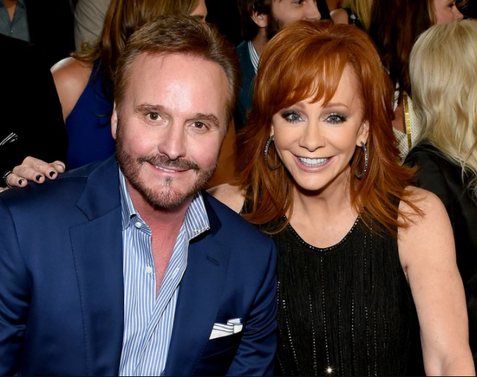 Narvel Blackstock e Reba McEntire ai Country Music Awards 2015