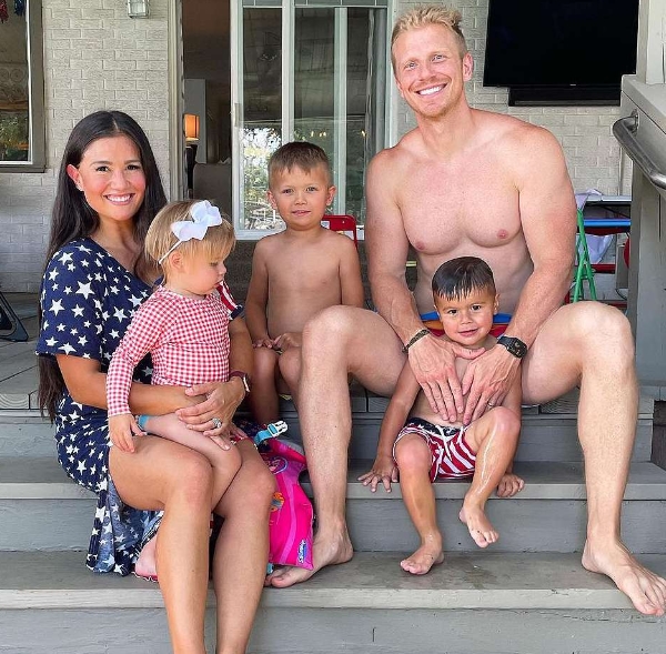 Catherine Guidici pictured with her husband, Sean Lowe and their kids