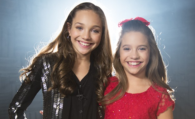 Mackenzie Ziegler with her sister Maddie