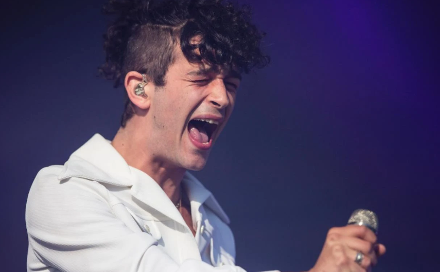 Matthew Healy Bio, Net Worth, Dating, Girlfriend, Age, Wiki, Height ...