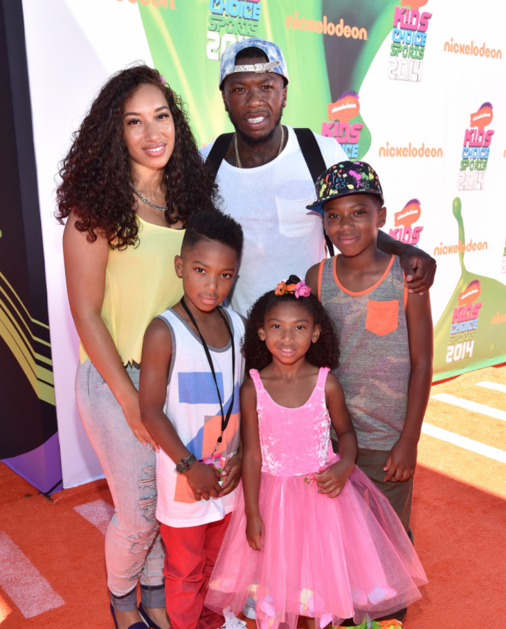 Nate Robinson with his girlfriend and their kids