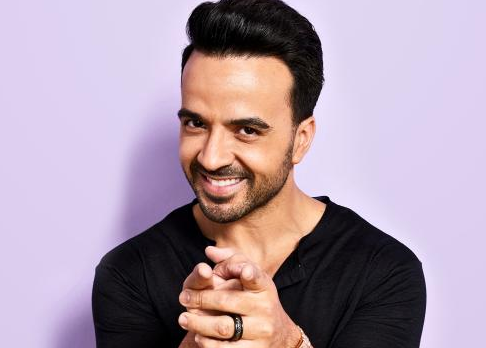 Luis Fonsi - Bio, Net Worth, Affair, Wife, Age, Facts, Wiki, Height, Family
