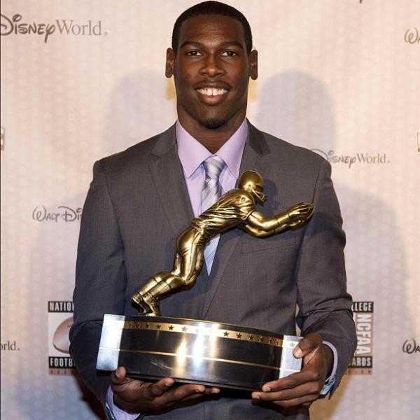 Marqise Lee With an Award