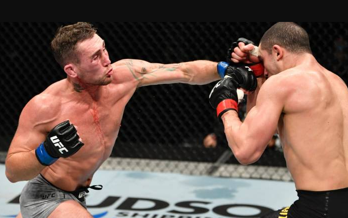 Darren Till Punching Robert Whittaker