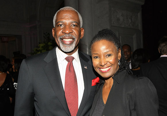 B. Smith - Bio, Books, Net Worth, Restaurant, Recipes, Affair, Husband ...