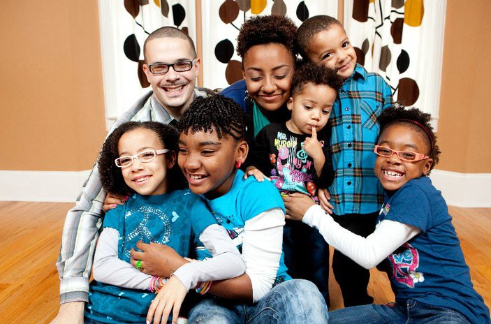 Shaun King with his wife and kids