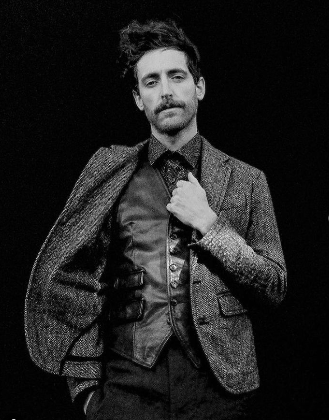 Handsome Canadian Comedian, Thomas Middleditch