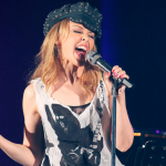Kylie Minogue Singing