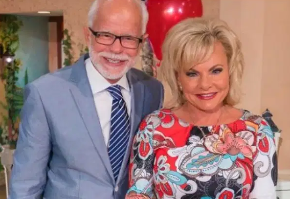 Jim Bakker With His Wife, Beth Graham