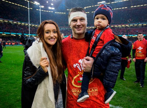 Dan Biggar With His Wife And Child
