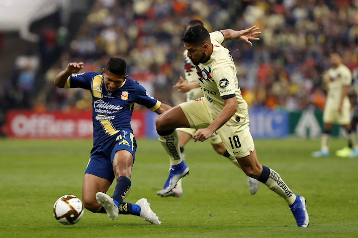 Edison Flores Against The Opponent