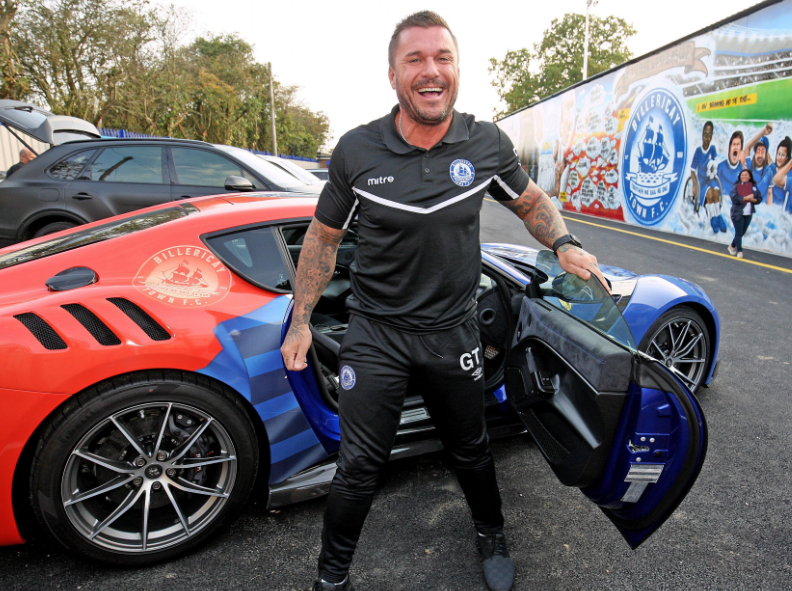 Glenn Tamplin With His Amazing Car