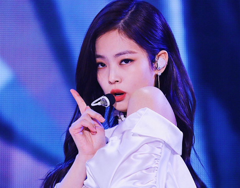 Jennie Bio, Net Worth, Age, Dating, Boyfriend, Family, Real Name ...