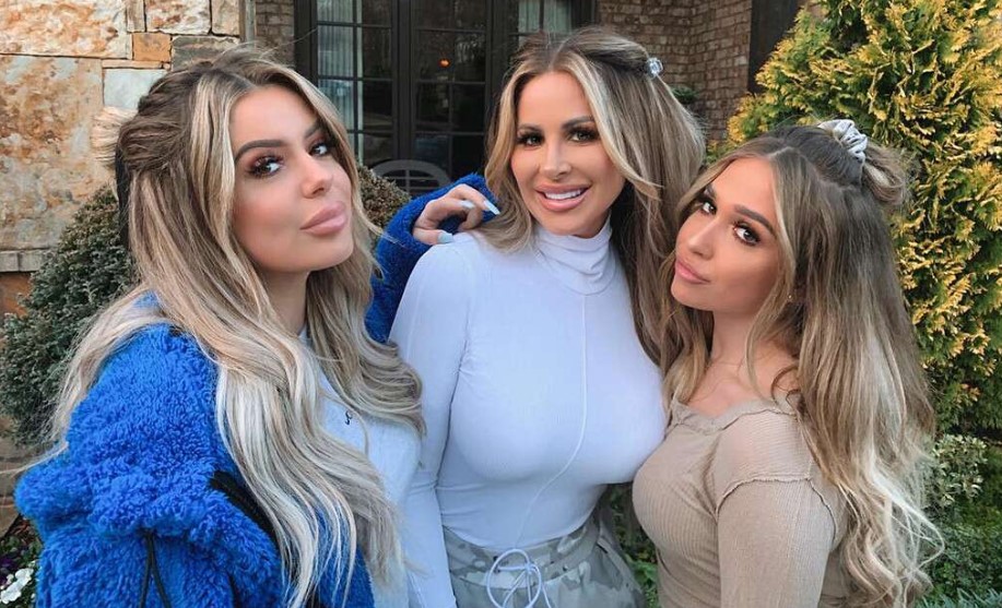 Brielle Biermann sibligns