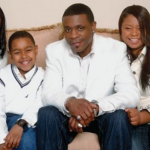 Keith Sweat with his childrens
