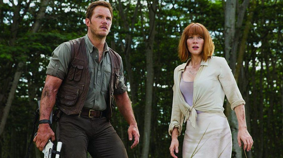 Bryce Dallas Howard with Chris Pratt in Jurassic World