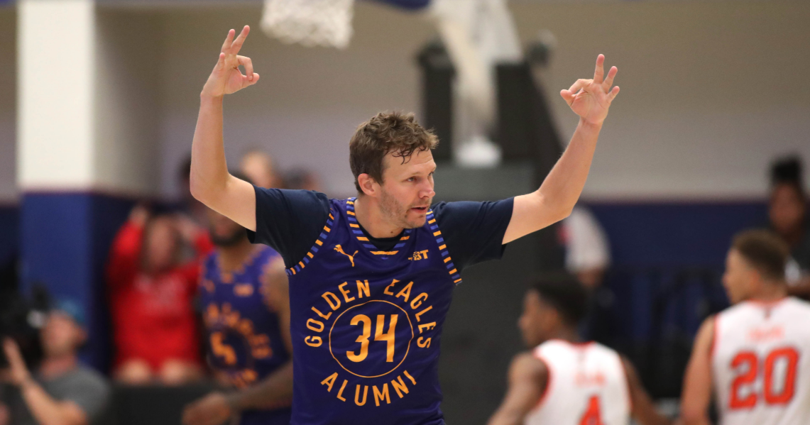 The Golden Eagles team of Marquette alumni win The Basketball Tournament championship; Travis Diener