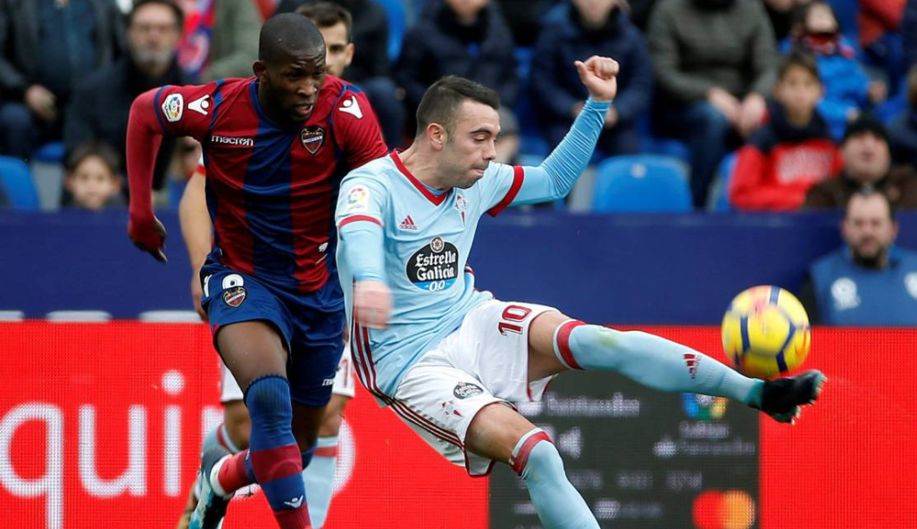 Iago Aspas against the opponent