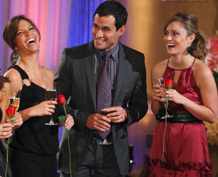 Melissa Rycroft (Left), Jason Mesnick (Middle) and Molly Mesnick (Right)