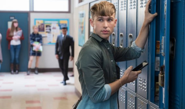 Tommy Dorfman in the TV Series 13 Reasons Why