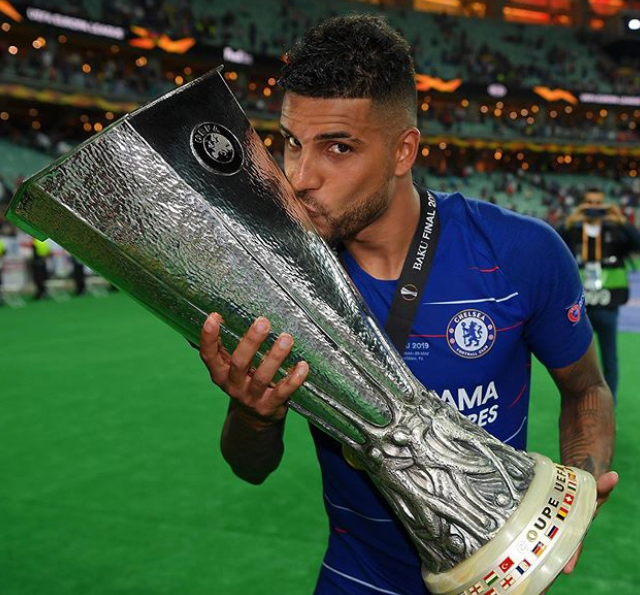 Emerson Palmieri Kissing The Trophy