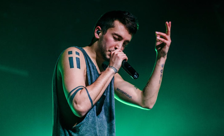 Tyler Joseph Bio, Net Worth, Age, Wife, Family Life, Albums, Band, Tour