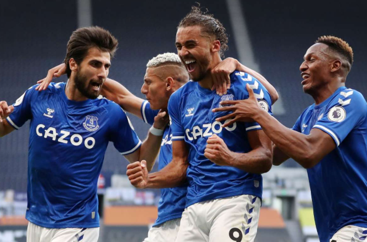 Dominic Calvert-Lewin celebrating with his teammates after his goal against Tottenham