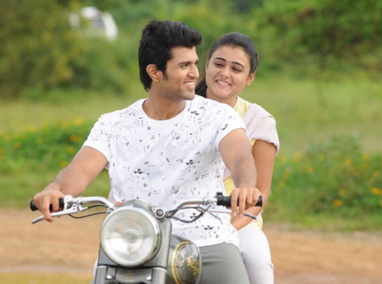 Shalini Pandey with Vijay Devarakonda in Arjun Reddy