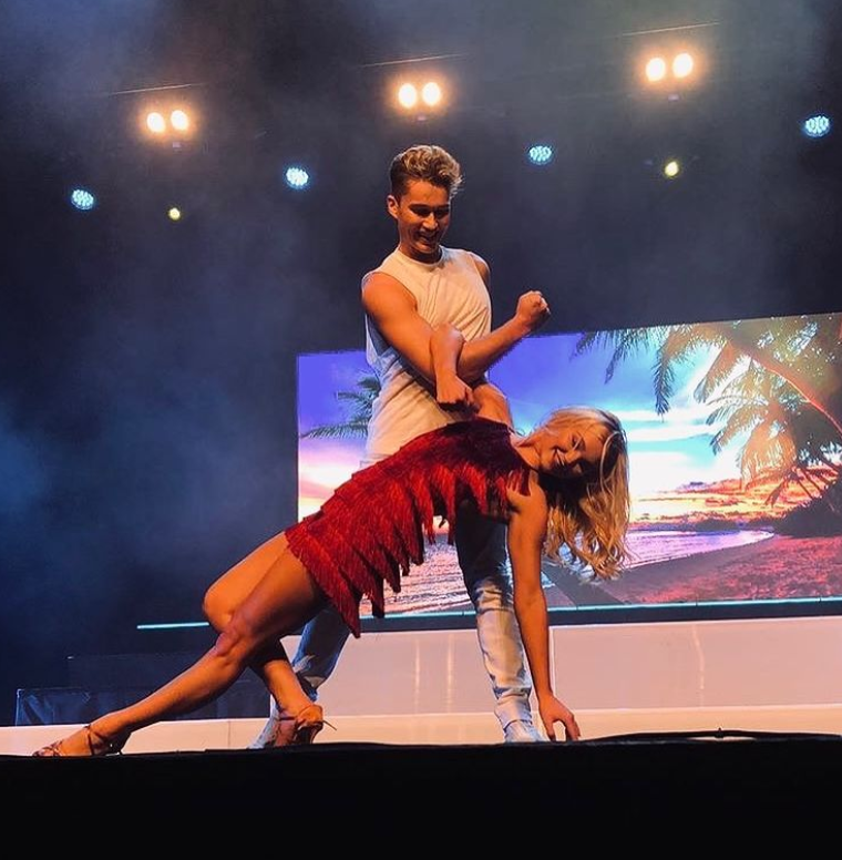 British Dancer, Abbie Quinnen alongside her boyfriend, AJ Pritchard