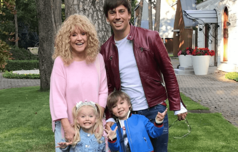 Alla Pugacheva with her husband, Maxim Galkin and their kids