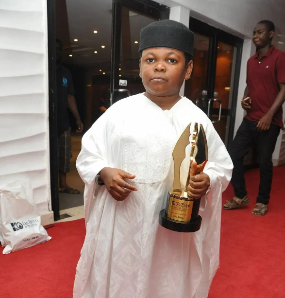 Osita Iheme with award