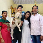 Manya Singh with her father, mother and brother