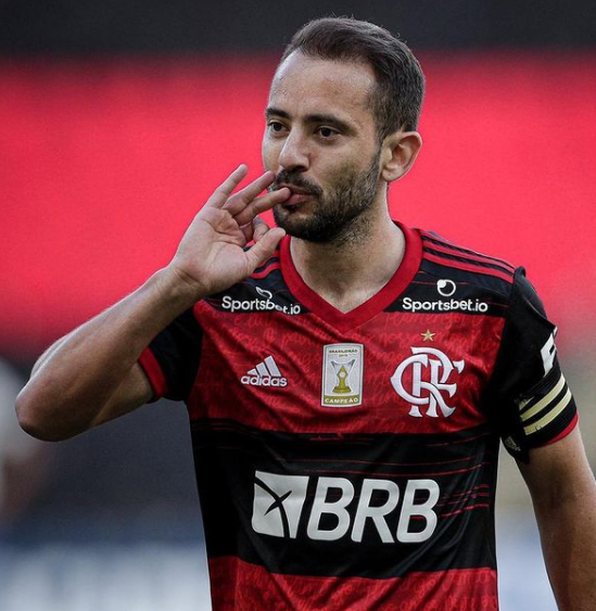 Everton Ribeiro Bio Net Worth Wife Family Height Facts Salary Contract Current Team Wiki