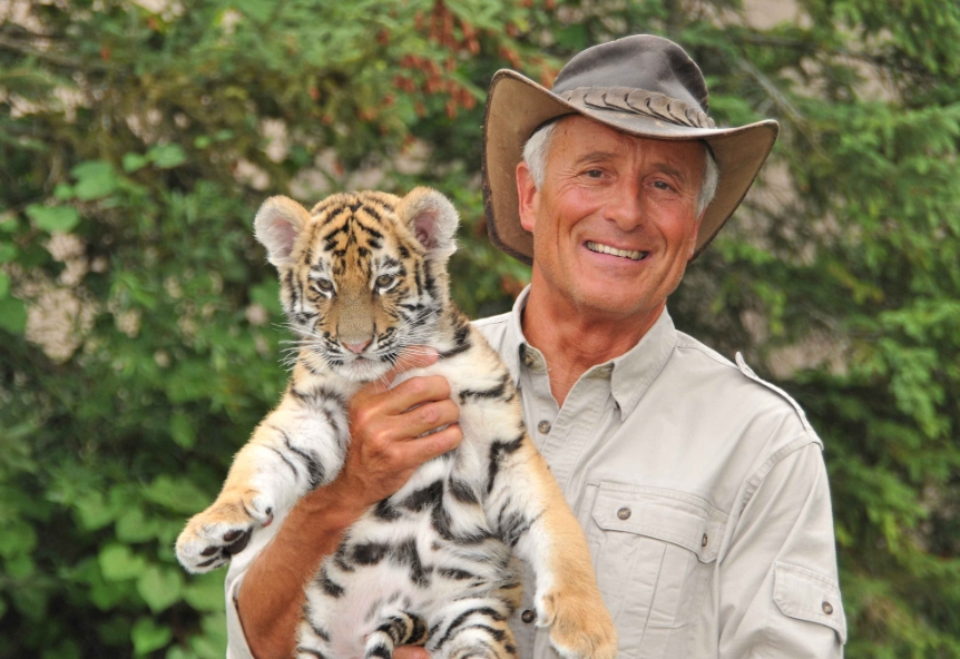 Jack Hanna, a retired American zookeeper and former director emeritus of the Columbus Zoo and Aquarium