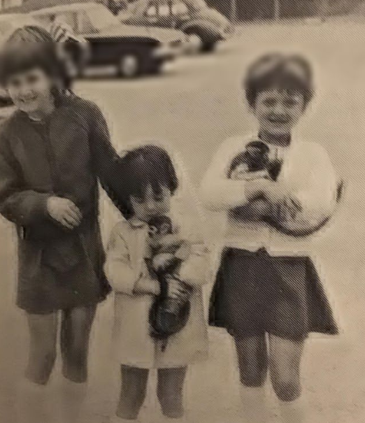 Linda Nolan with her siblings with baby monkey