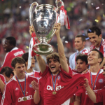 Owen Hargreaves Holding The Trophy