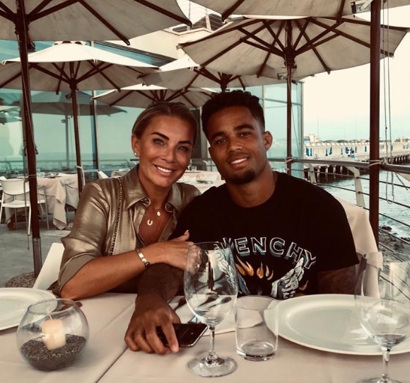 Justin Kluivert with his girlfriend