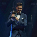 Andre Silva with award